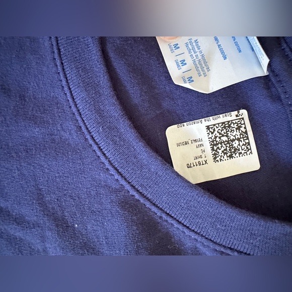 Women tee print “I'm A Mom Grandma Great Nothing Scares Me Mothers Day “ size M - Picture 4 of 9